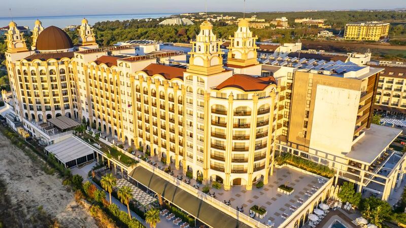 Jadore Deluxe Hotel Spa